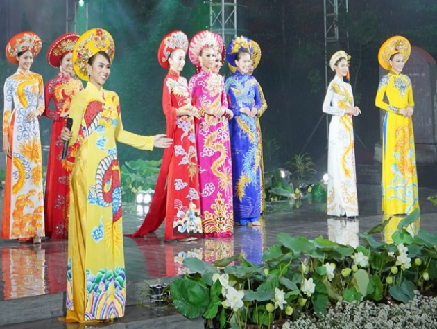 Áo dài và di sản văn hóa